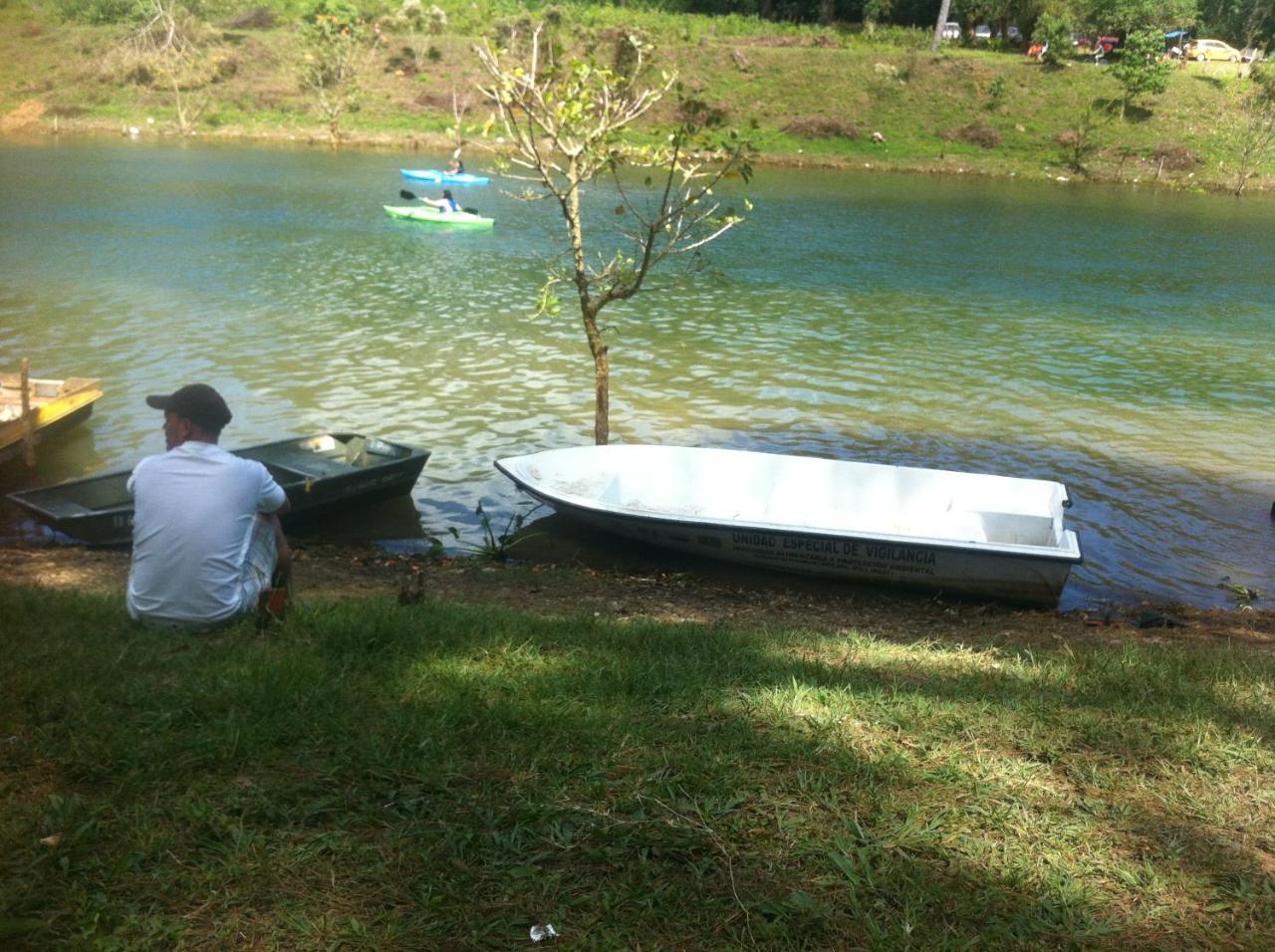Hospedaje En El Lago San Pedro Sula Ngoại thất bức ảnh