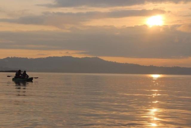 Hospedaje En El Lago San Pedro Sula Ngoại thất bức ảnh